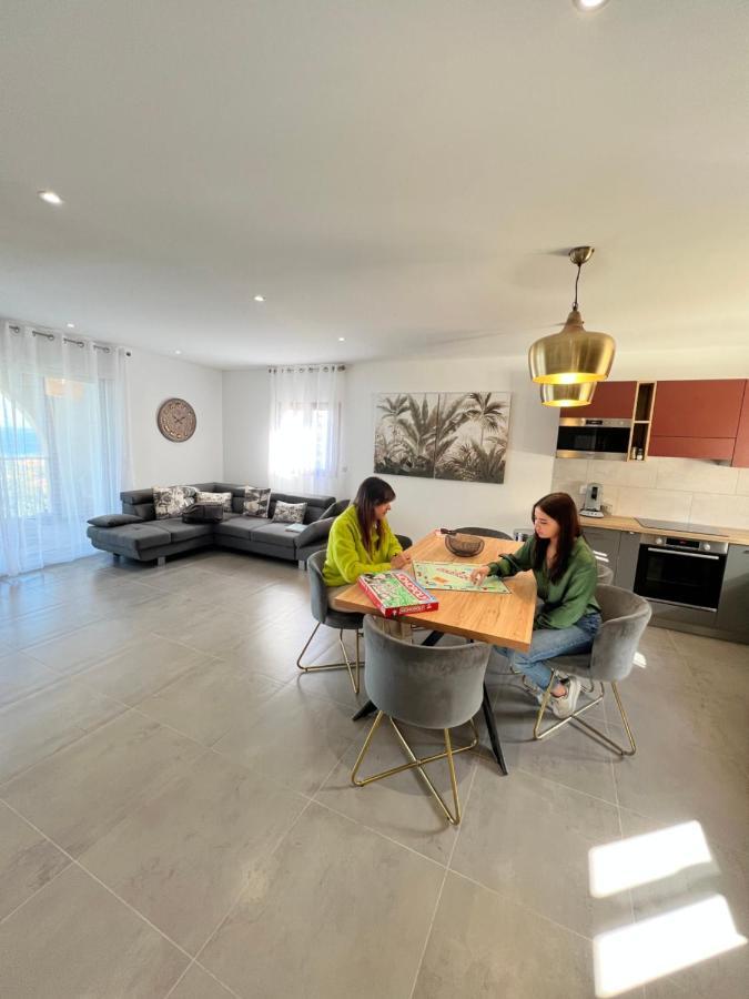 Apartment La Listrella &